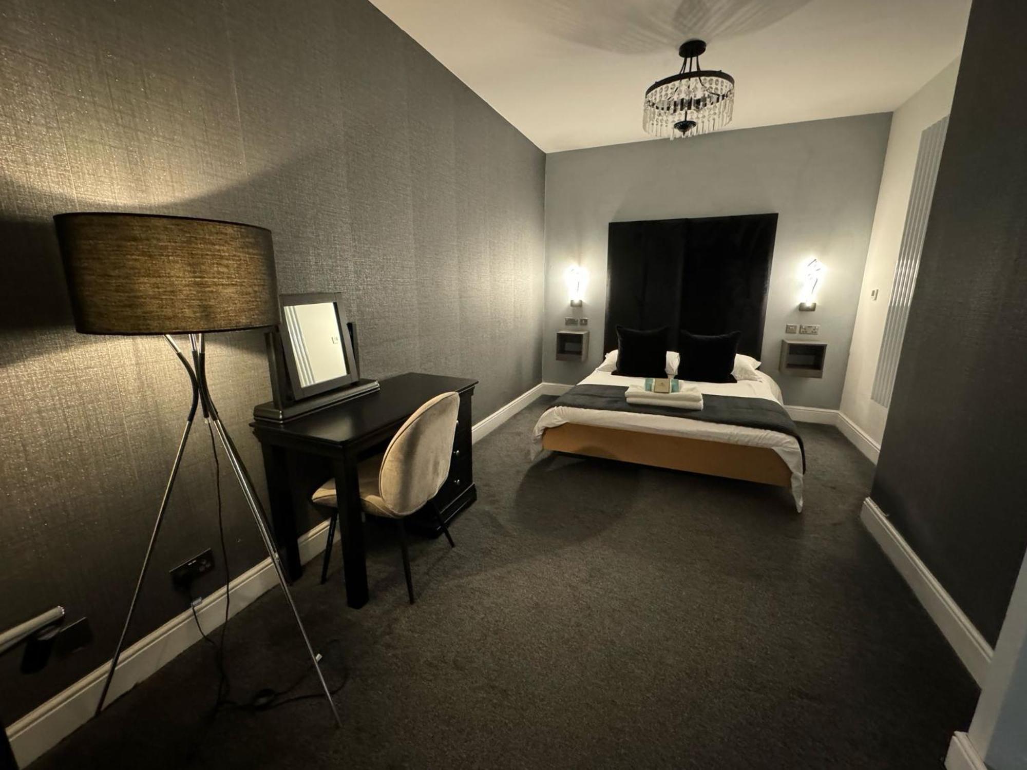 Royal Mile Apartment 2Bedroom Эдинбург Экстерьер фото
